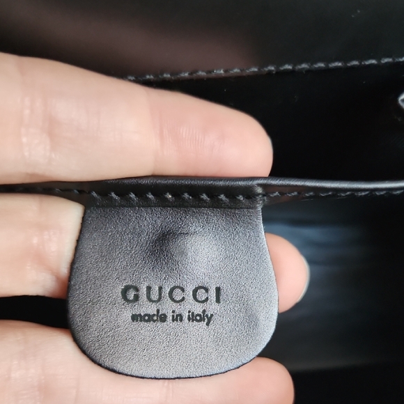 RARE Gucci Tom Ford Era Black Leather Metal Bar Bag – Excellent Condition w/box - Picture 15 of 16